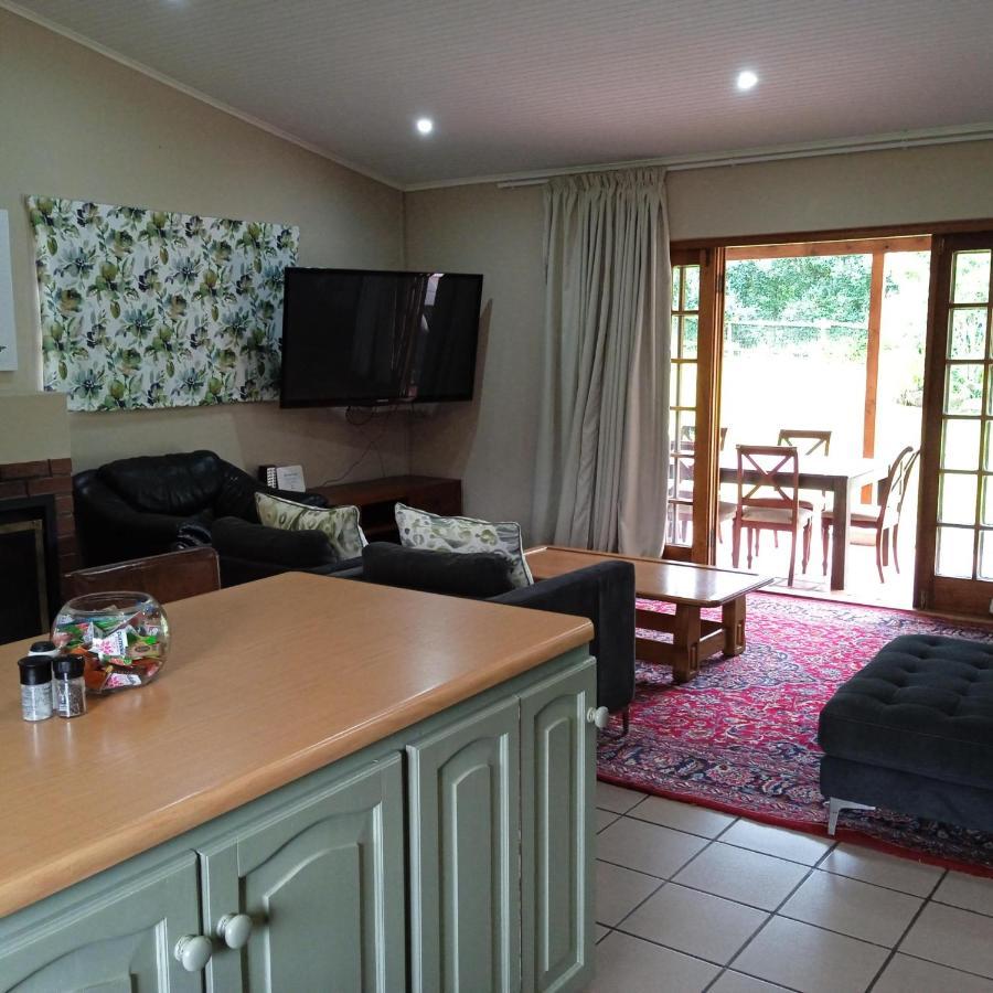 Crestwood Bed & Breakfast Curry's Post ภายนอก รูปภาพ